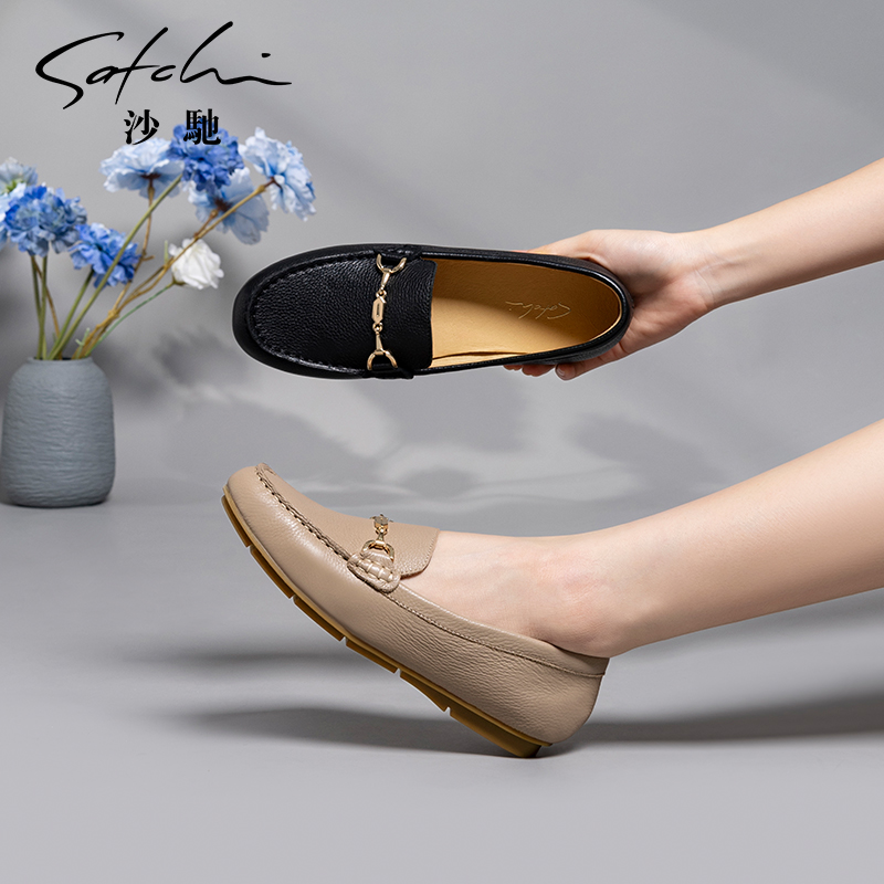 沙驰女鞋舒适懒人豆豆鞋25年秋新款一脚蹬休闲平底鞋小皮鞋女深口