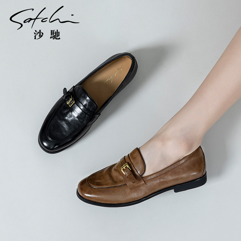 沙驰女鞋皮带扣平底乐福鞋女款2026新款春夏季软底牛皮一脚蹬单鞋