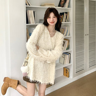 小香风闪闪亮片流苏设计感软糯上衣女名媛气质时髦宽松内搭打底衫