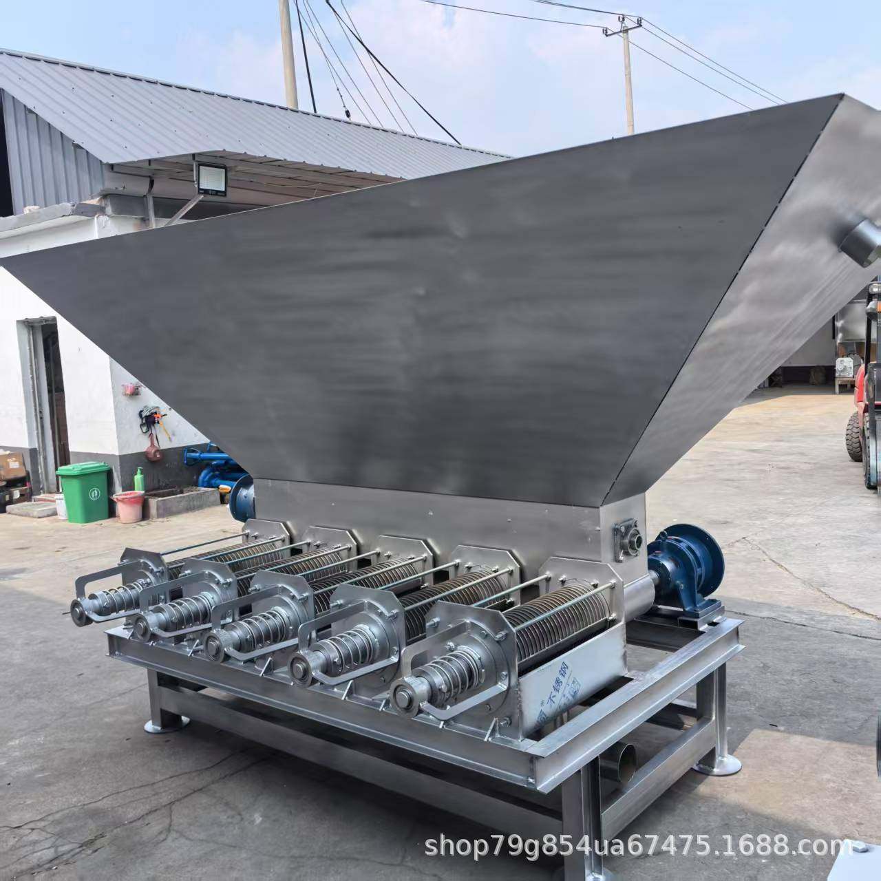 大型铲车上料干湿分离机多连体牛粪脱水机养殖场粪便脱水机设备,畜牧/养殖物资,特种养殖设备,淘宝优惠券,粉丝福利购,淘宝优惠卷