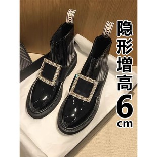 香港2025新款 靴子摩托车短靴女子 切尔西平底靴莱茵石方扣英伦风格