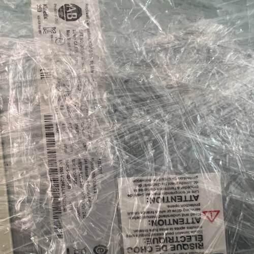 议~AB伺服驱动器2097-V32PR2-LM成色漂亮功能完好