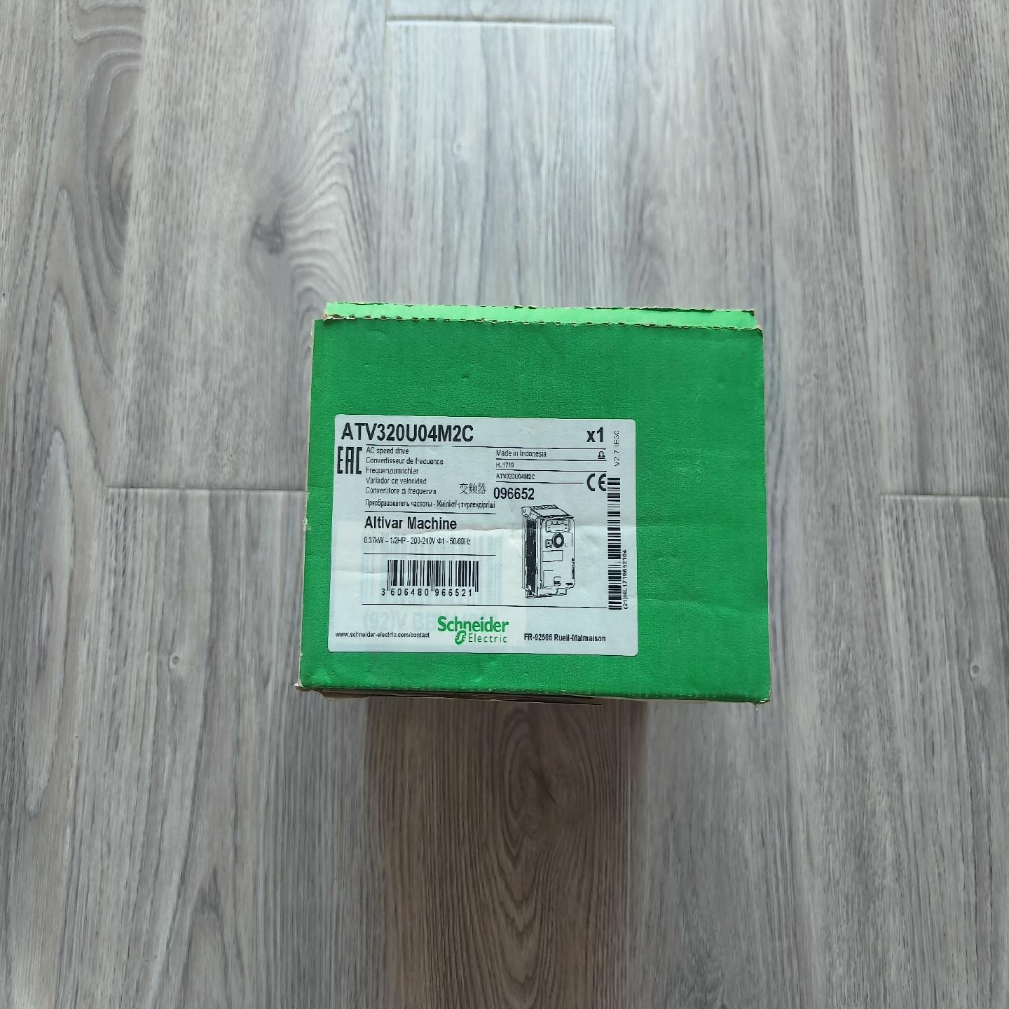 议价【出】施耐德ATV320U04M2C变频器0.37KW内外码