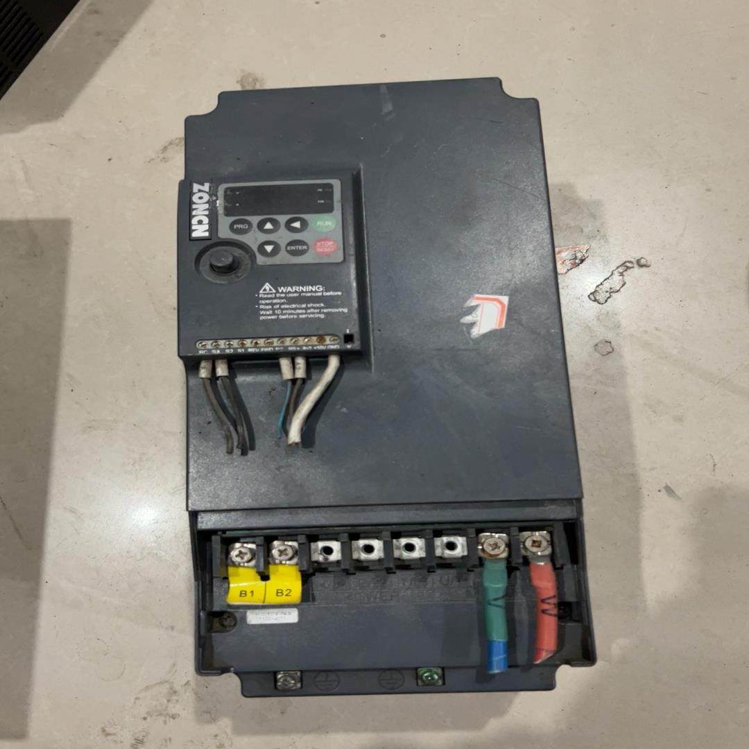 【汇生】众辰变频器拆机一台22kw【议价】