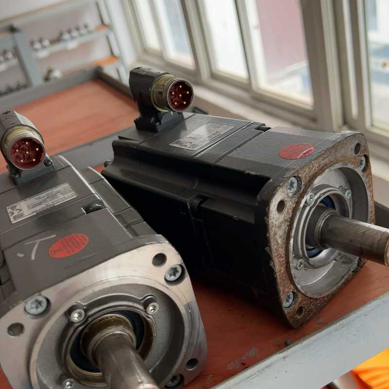 西门子伺服电机 1fk7042-2af71-1rh0 测试好（崽载电子）