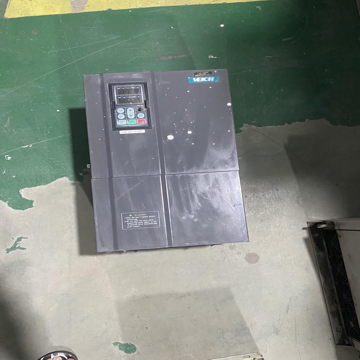 纬创变频器  AC60系列  AC60-T3-37KW  3(崽崽配件）