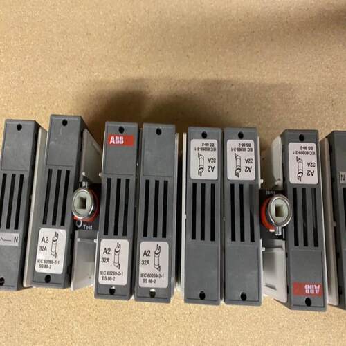 ABB OS32FB22A2N1-2  4-polig 32（憨憨电子）