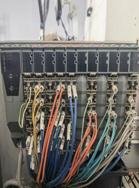 拆机二套贝加莱PLC。型号如下，主机X20CP0291，扩展（耶耶电子）