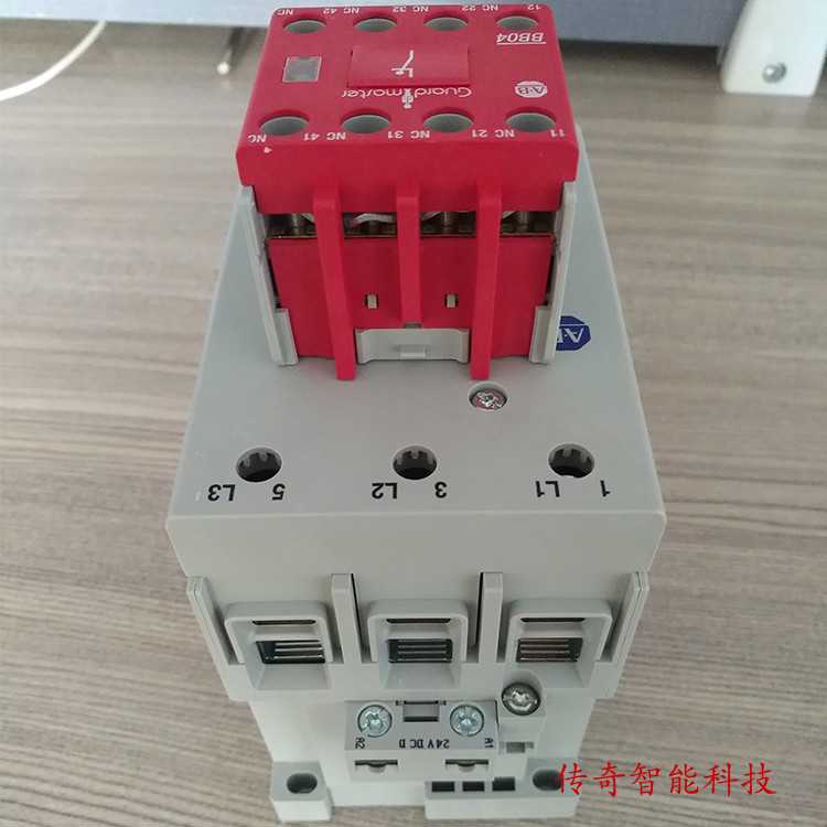 100S-C72DJ14BC AB 100S-C 3极AC/DC控制 72A 线圈24V 安全接触器