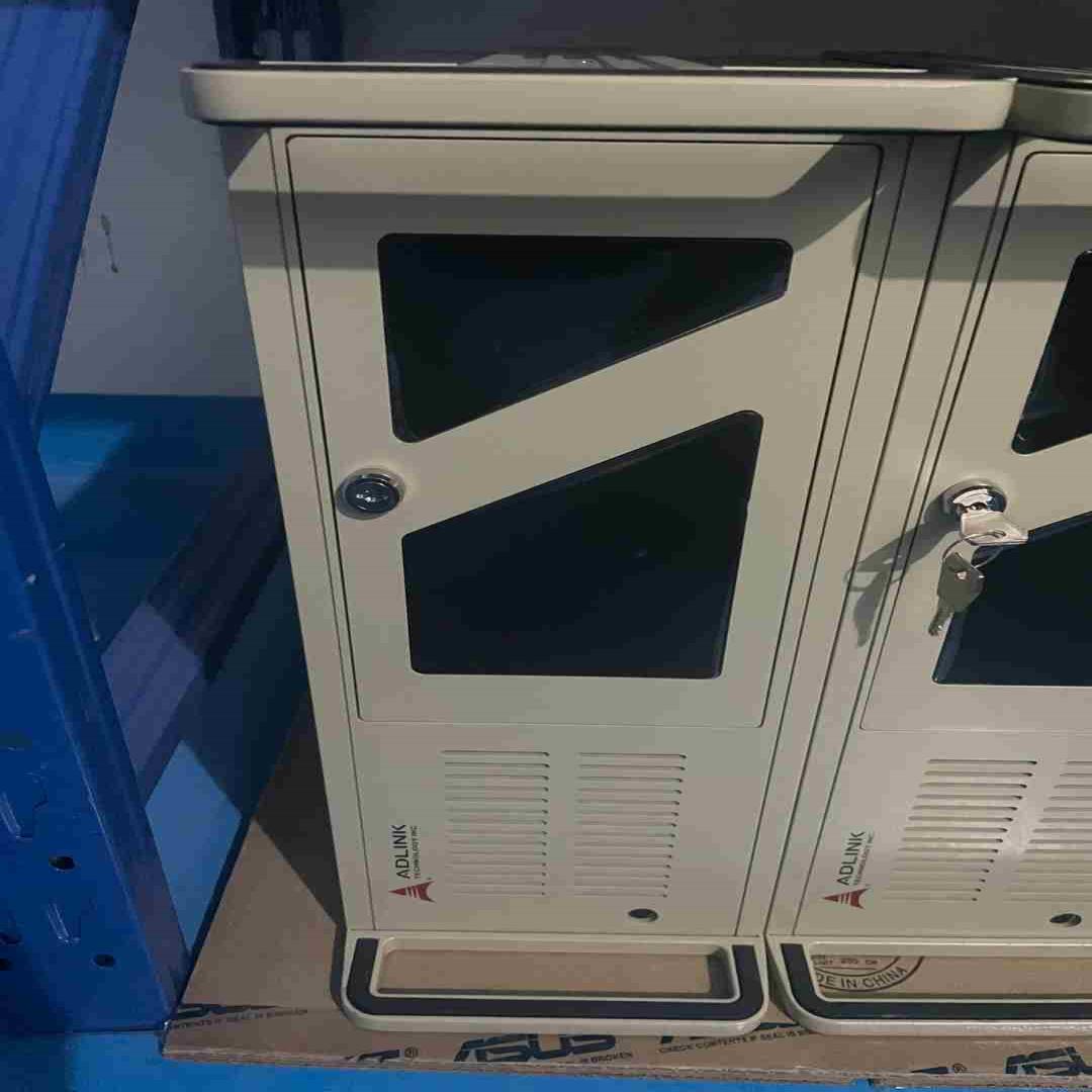 凌华工控机M42Hi7-47908G128G成色新议价