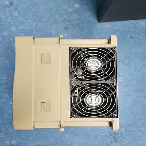 台达变频器VFD220B23A，三相220V~议价