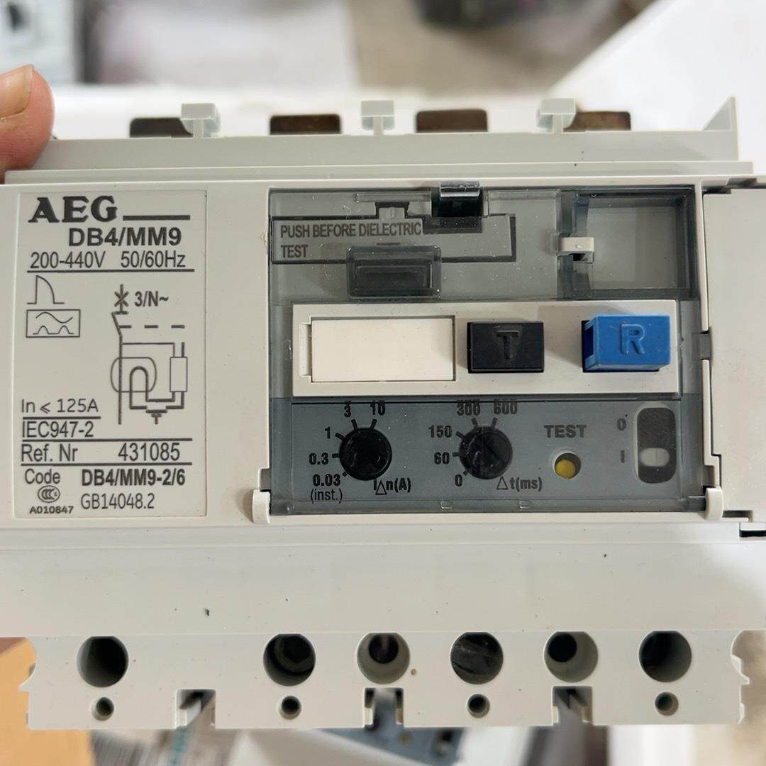 （议价）G. DB4/MM9  200-440V 50/60Hz