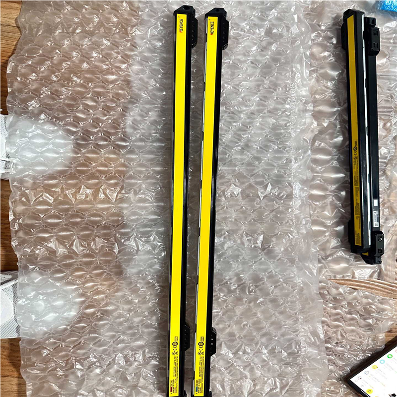 基恩士GL-S32SH安全光栅，设备拆机功能包好。（耶耶电子）