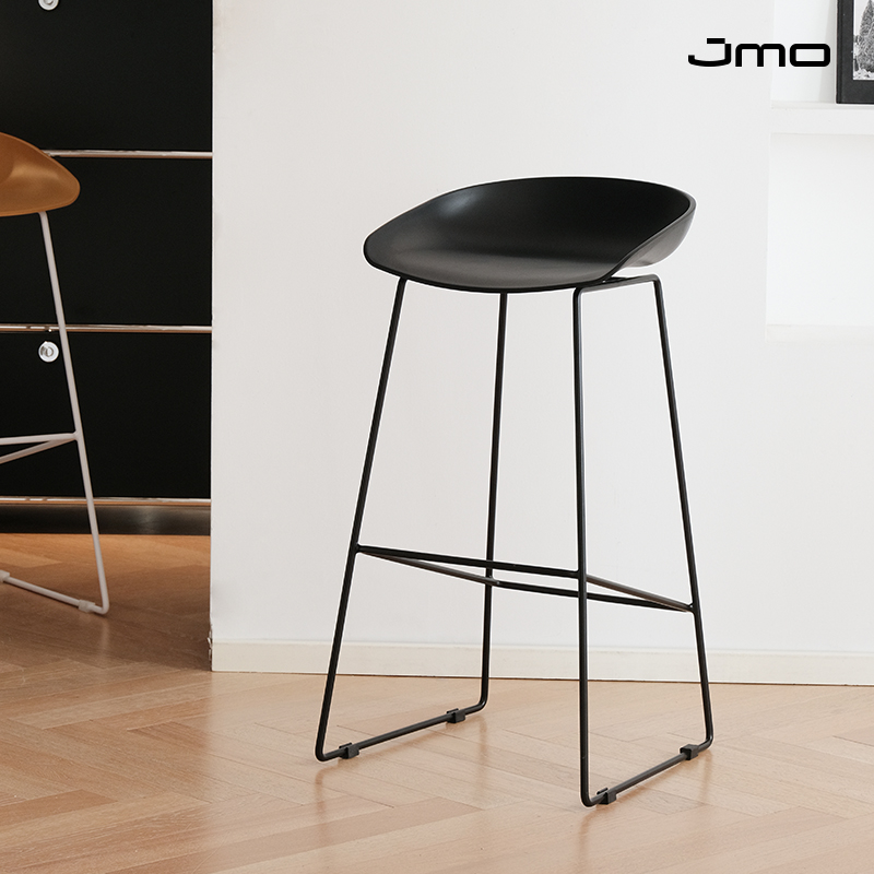 北欧现代简约创意网红ins白色休闲酒吧椅吧台高脚椅前台铁艺凳子
