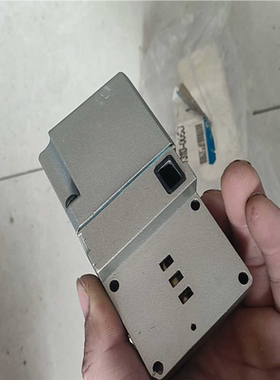 smc  vt3113-005G 电磁阀  先导阀  24v~议价