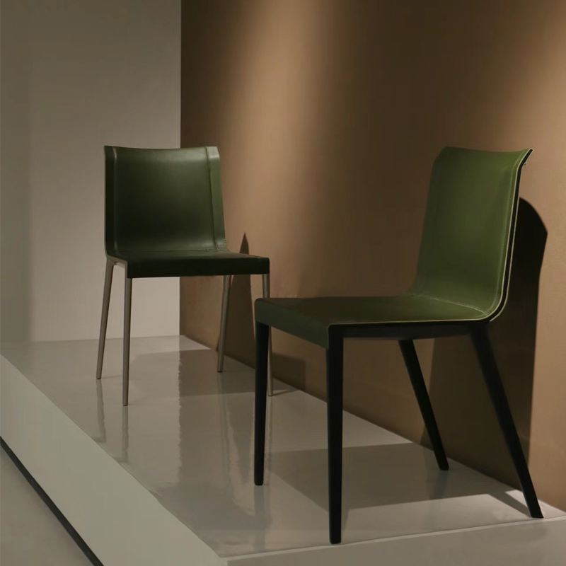 意式极简马鞍超纤皮设计师款餐椅现代餐厅简约网红高级感洽谈椅子