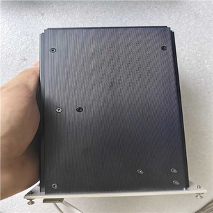 KNIEL电源模块，全新未使用，无包装，有瑕疵，EMG NE~议价