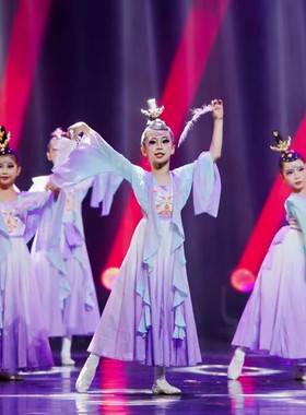 春日羽梦儿童演出服古典舞表演服羽毛道具群舞中国风剧目舞蹈艺考