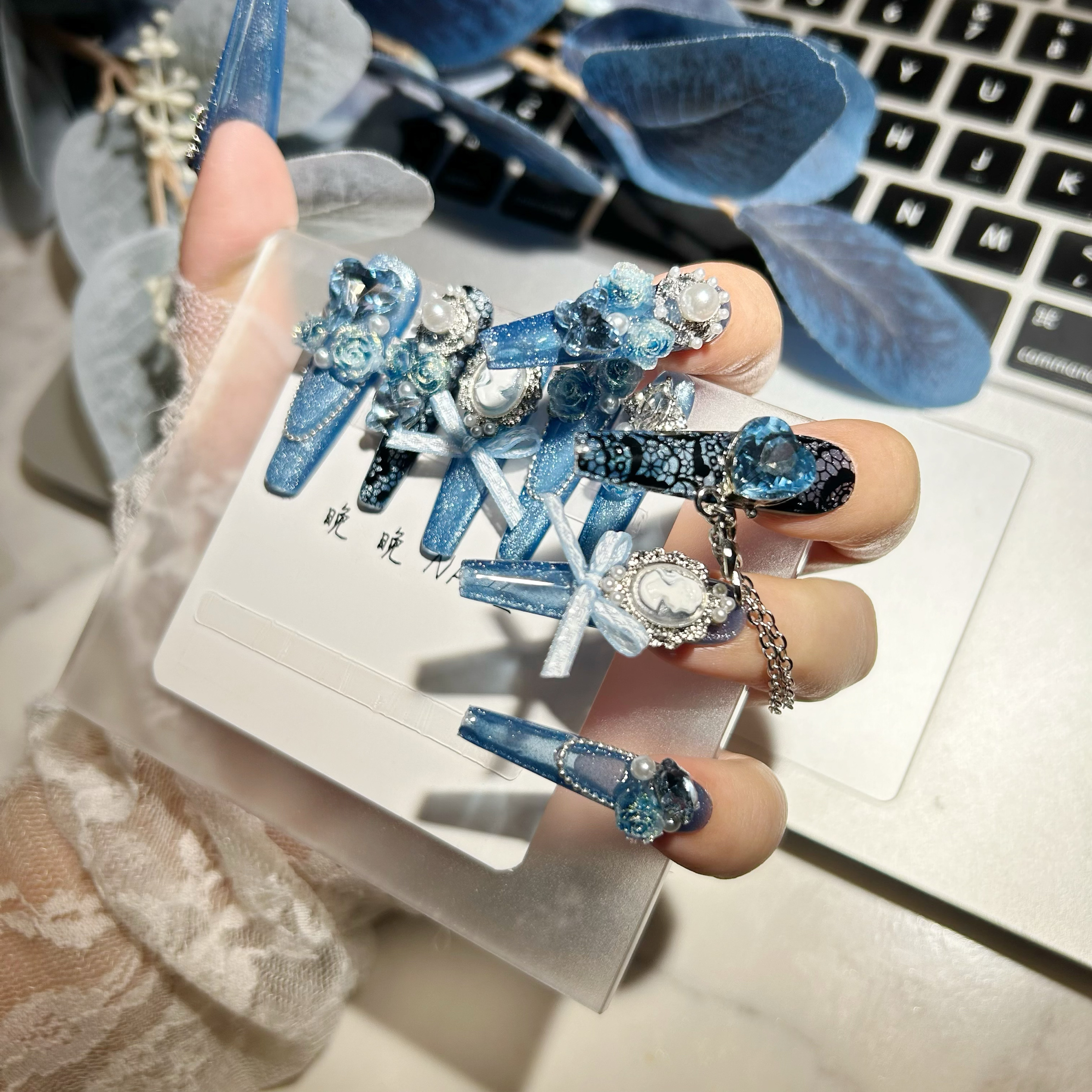玫瑰夫人原创美甲重工手工穿戴蓝色玫瑰纯手工穿戴甲奢华小众猫眼
