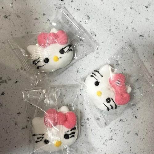 爆款凯蒂猫棉花糖烘焙蛋糕装饰咖啡奶茶伴侣猫头糖果零食