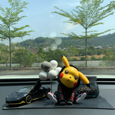 车载香水男士专用车内饰品摆件z个性创意汽车合金模型车上装饰高