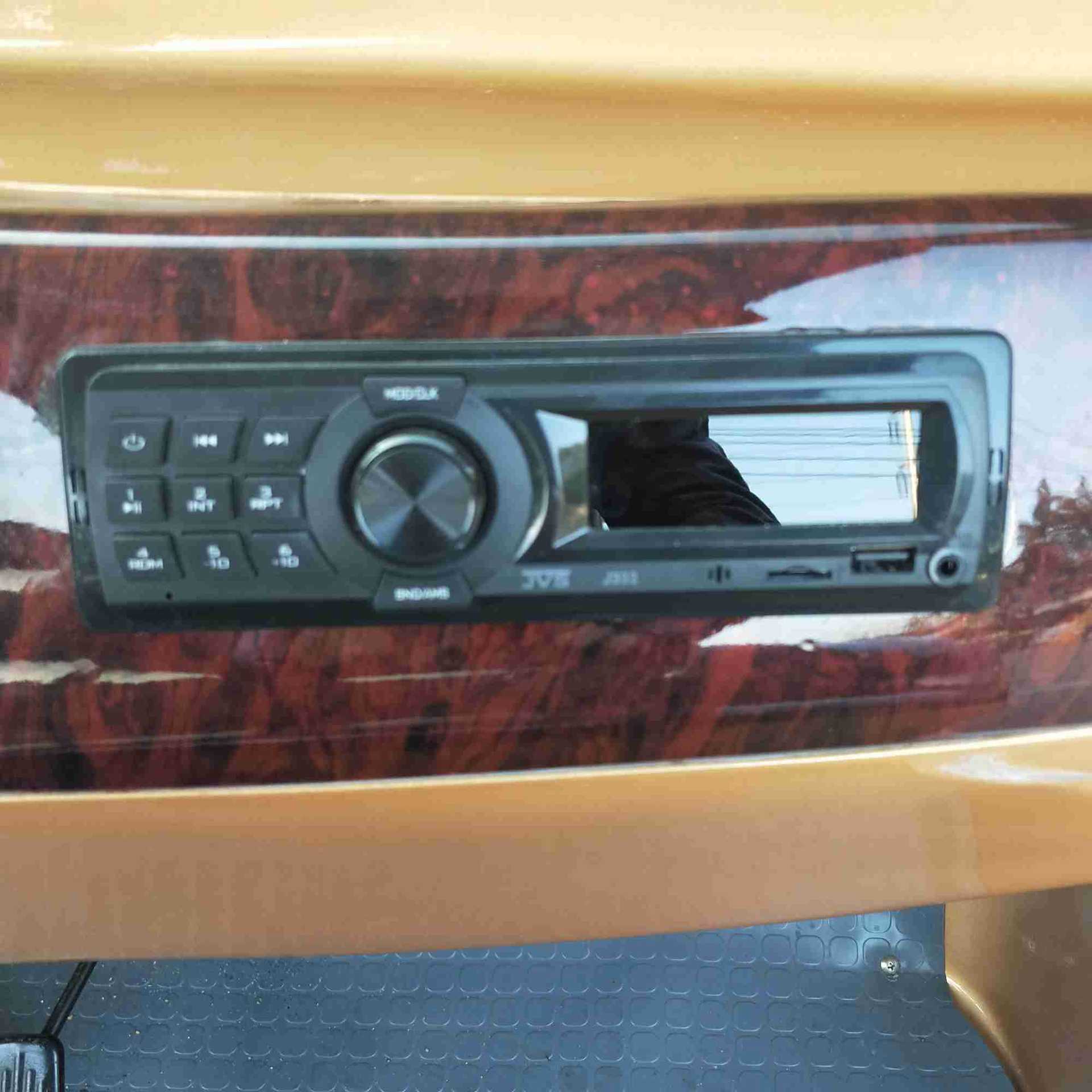 景区观光载客油电混合老爷车