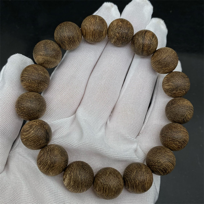 九分沉水文莱软丝1.3沉香手串 油脂很高 凉香奶香香味非常明显