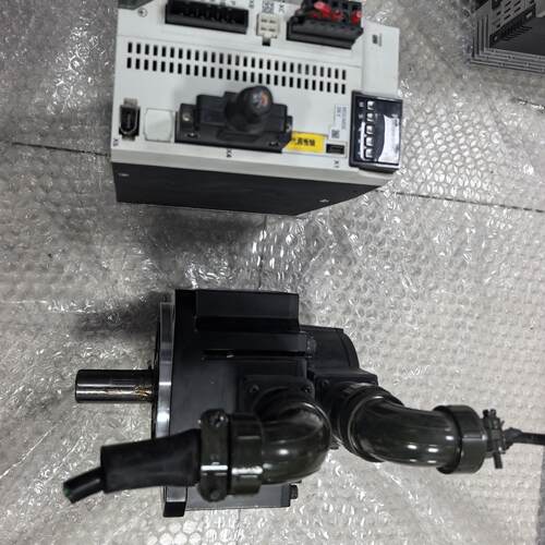 MDDLN455SE MDMF102L 松下伺服驱动器伺服电机 工控配件议价维修