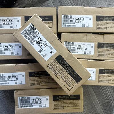 AJ65SBTB1-32T 工控模块 CC-Link工业自动化控制配件议价维修