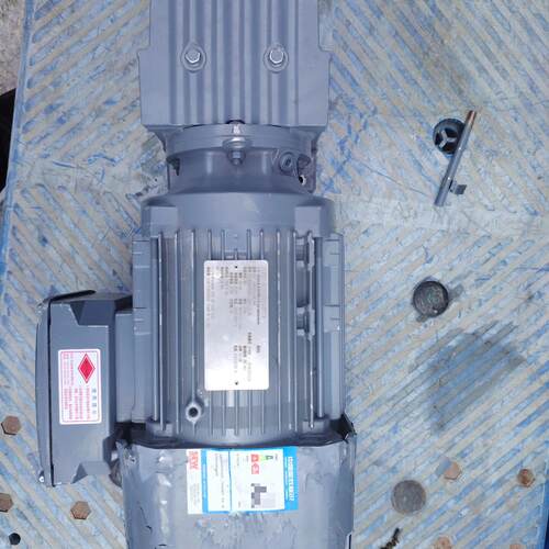 R27 DRN90S4/BE2H 减速电机 SEW赛威工控设备议价维修