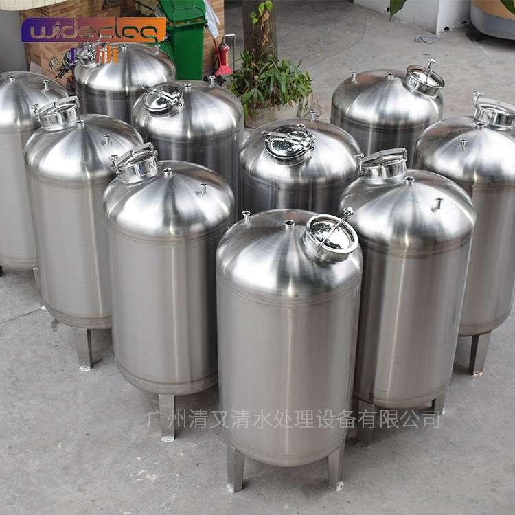 广州源头厂家不锈钢自来水储水箱饮用水储水罐100L到30000L储油罐