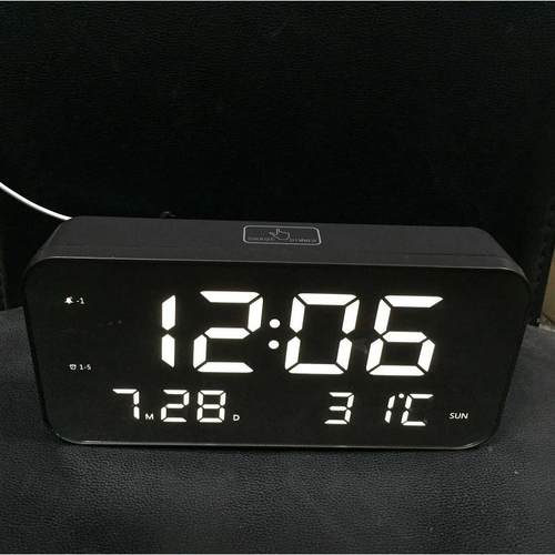 厂家直销LED电子2商5首乐音大字台钟跨镜电产品欧VRI美热销电子钟