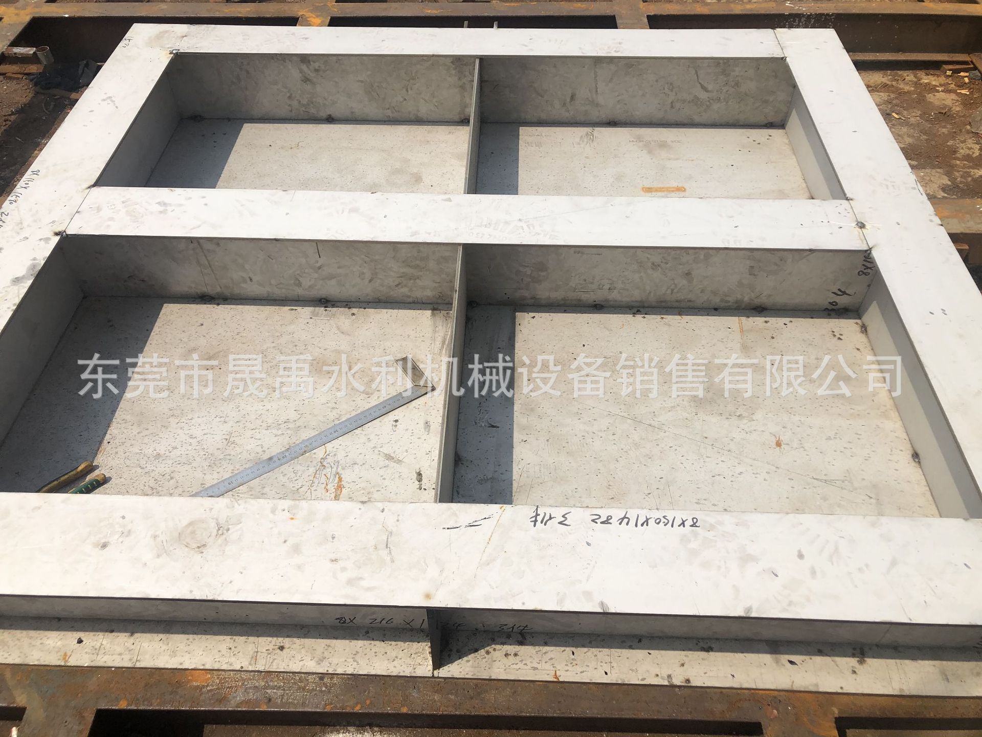 广州市花都区304不锈钢闸门电动启闭机涵闸节制闸污水处理厂