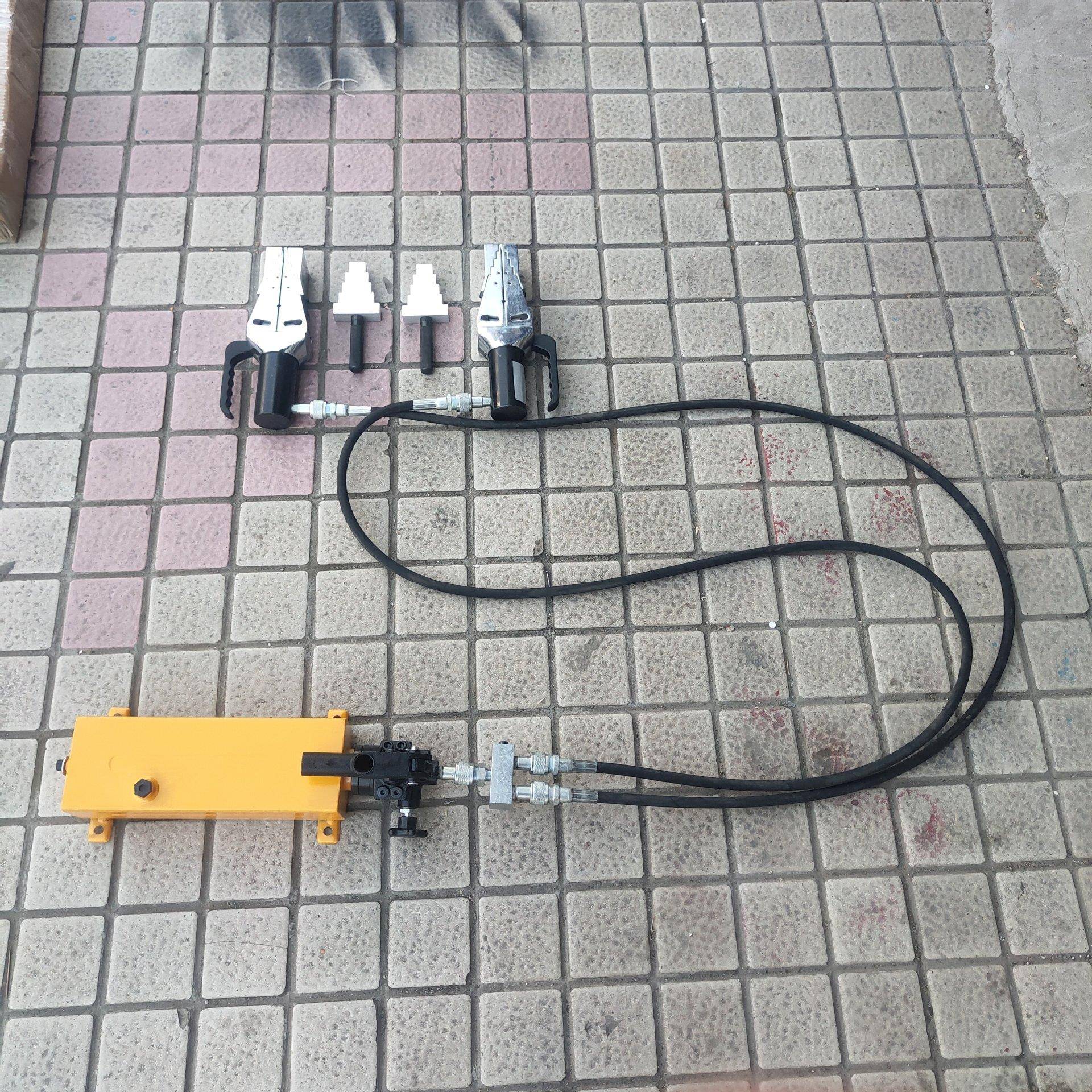 法兰分器离体BA-14法式FH吨法兰S劈开器阶梯式兰扩张器