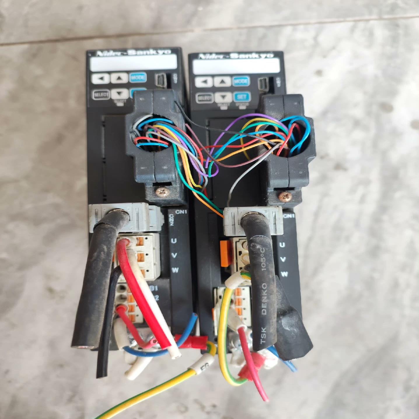 三协伺服驱动器DA22401成色如图(憨憨电子)