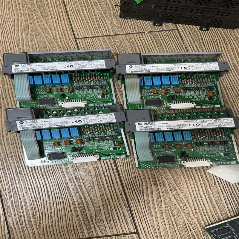 1746-IO12DC 功能正常，喜欢的来 4个议价