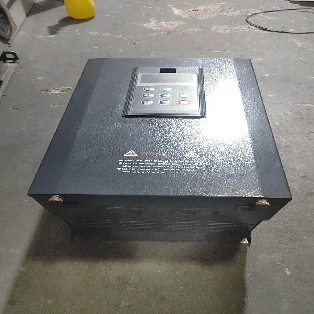 三晶变频器 8100-4T015PB~议价