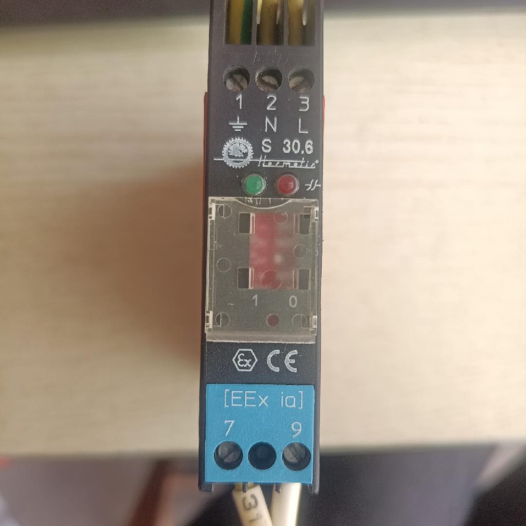 德国中继转发器模块S 306-220V安全继电器一手拆机