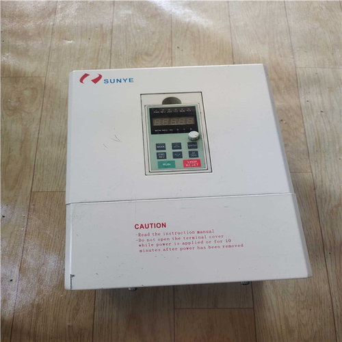 日业变频器sy3200-p011t4a1  11kw 380（憨憨电子）