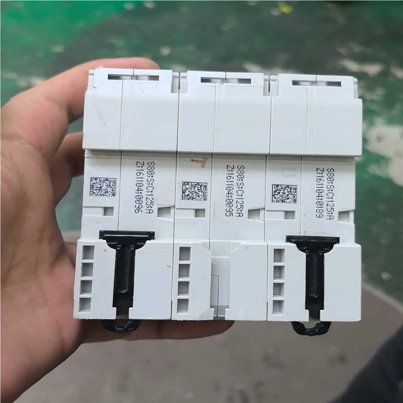 询价~ABB高分断开关S803N  3PC125A