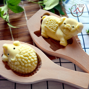木质立体蒸馒头印模猪仔儿童卡通刺猬面食家用糍粑糕点烘焙模具