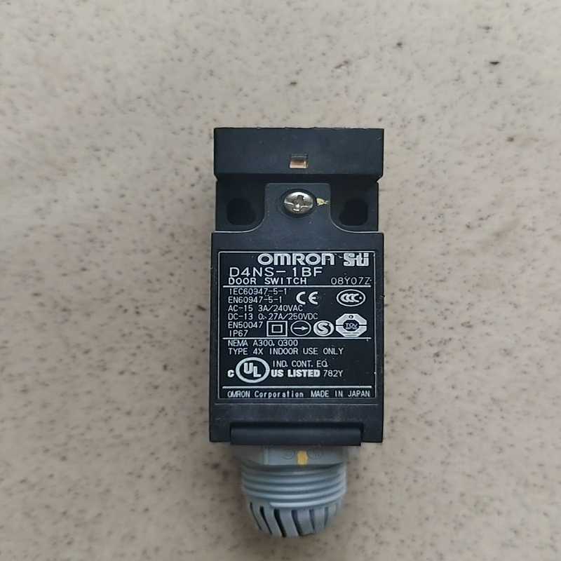 (询价)安全门锁开关D4NS-1BF