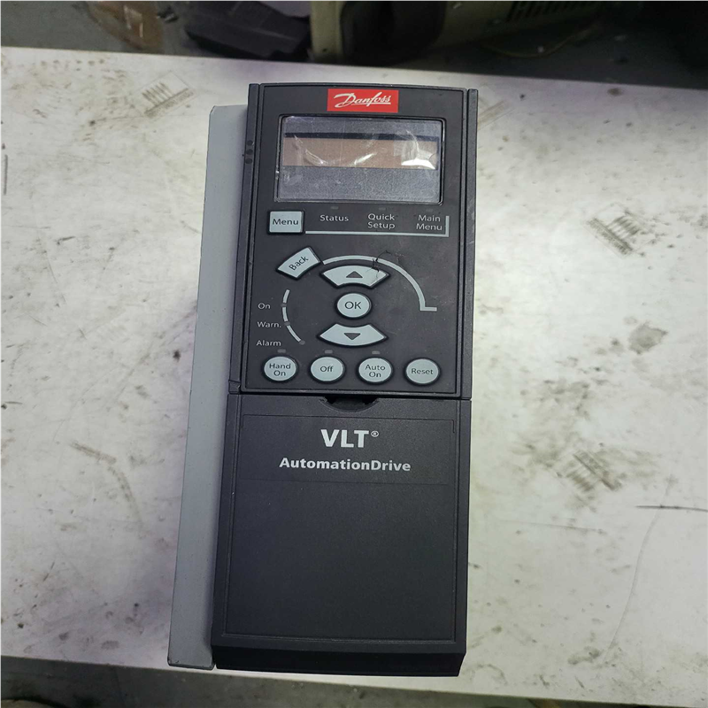 丹佛斯变频器3KW FC-301P3K0T4E20H2XNC~议价
