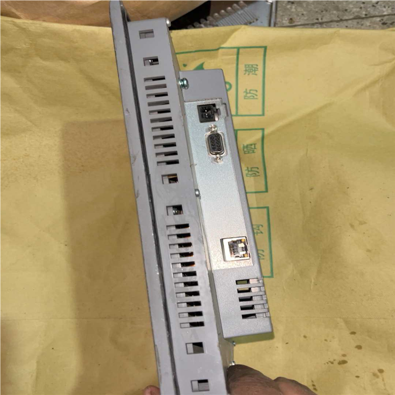 西门子6av6-648-0be11-3axo触摸屏，外屏破，~议价