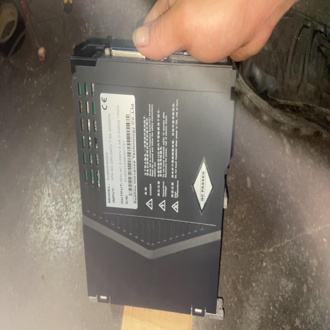 SV660PS5R5I+汇川660伺服驱动器750W+成色不~议价