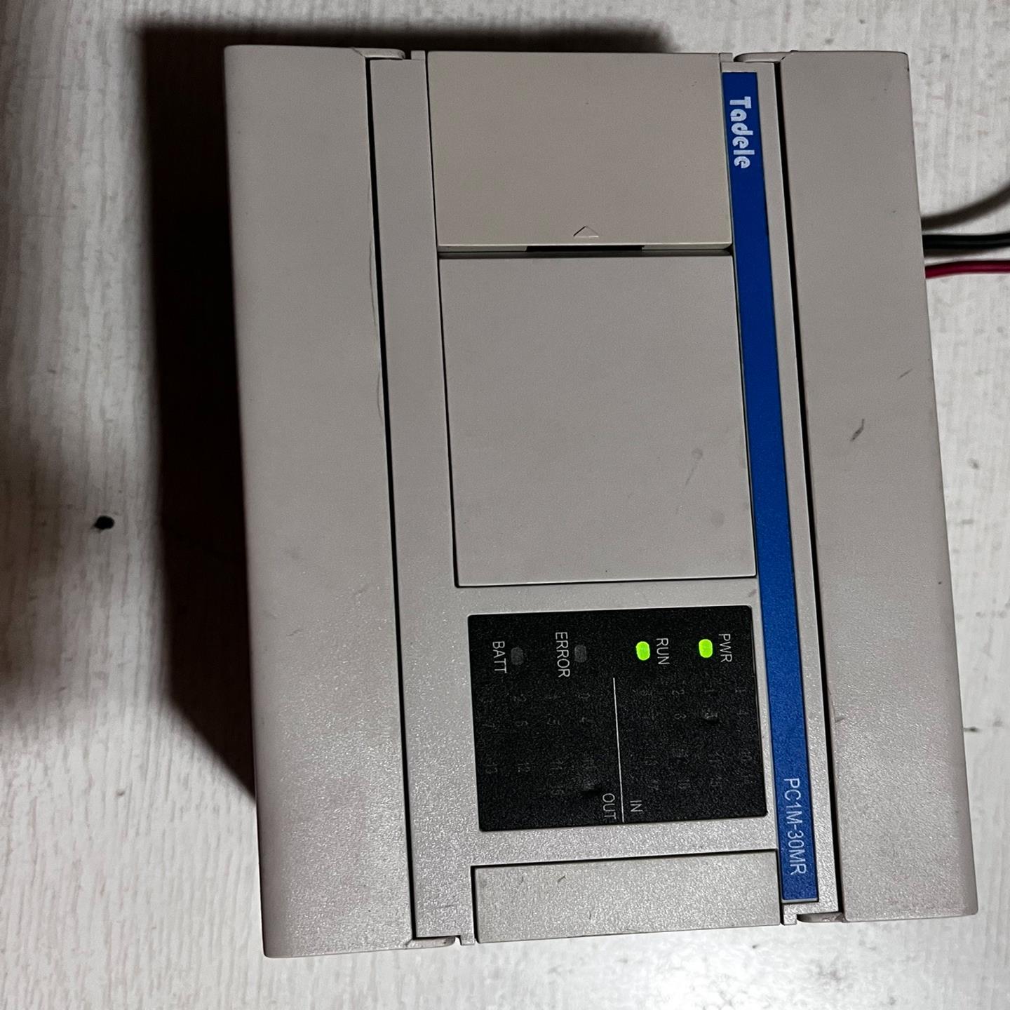 议价泰德奥PLC、 PC1M-30MR，二手拆机，通电如图， 成
