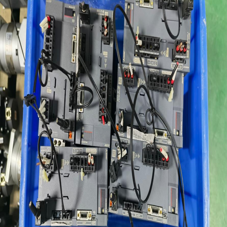 MR-JE-200B. MR-JE-200A、100B、70(崽崽配件）