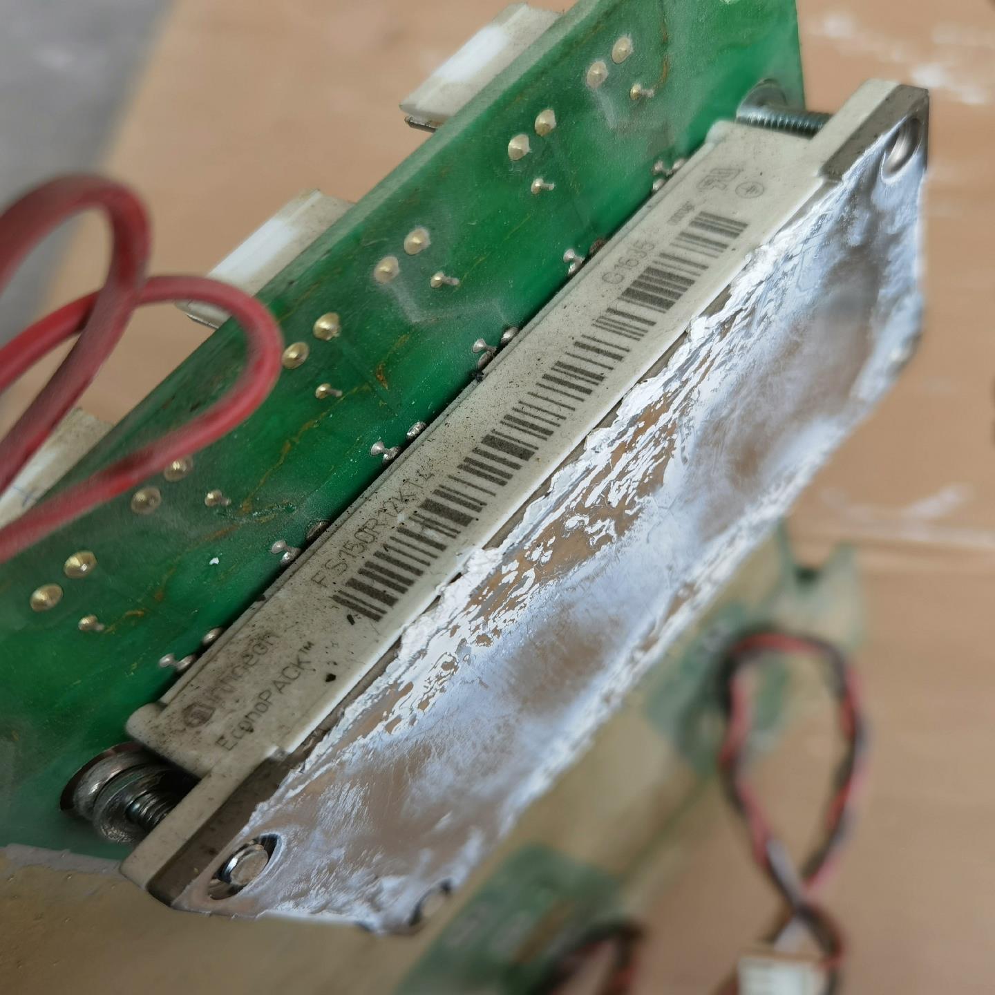 伟创变频器AC80M30FS-A11下图议价