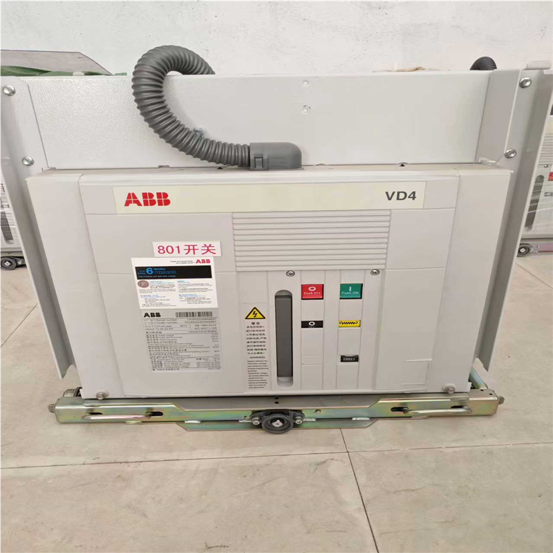 进口ABB真空断路器！VD4/Z12.06.25 PT 装柜(崽崽配件）