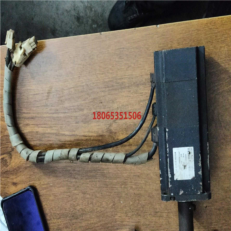 IS1-75B30CB-U134X 汇川伺服电机750w~议价